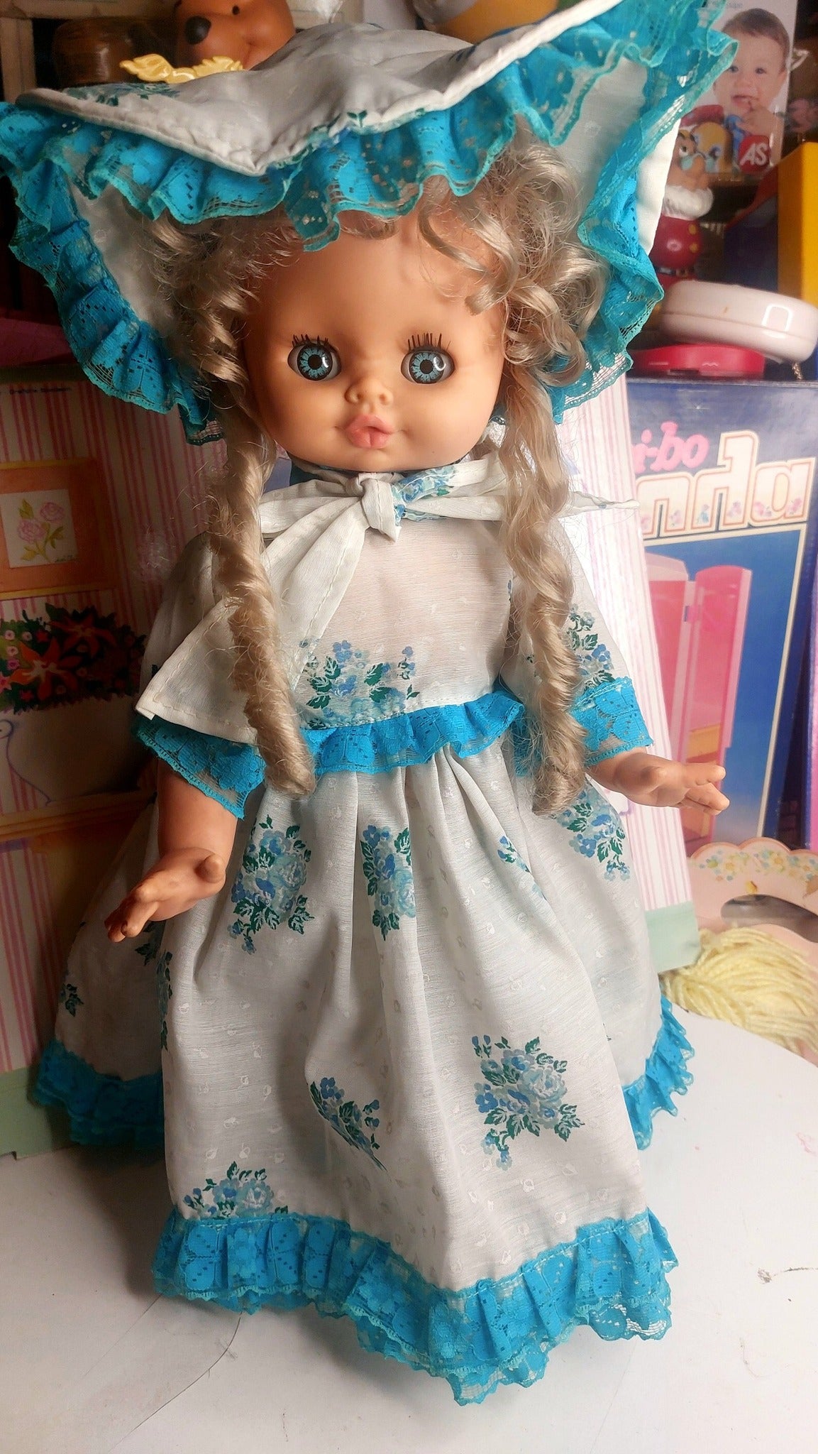 Συλλεκτική κούκλα El Greco δεκαετίας '80 – 43εκ – Μηχανική (περπατάει)