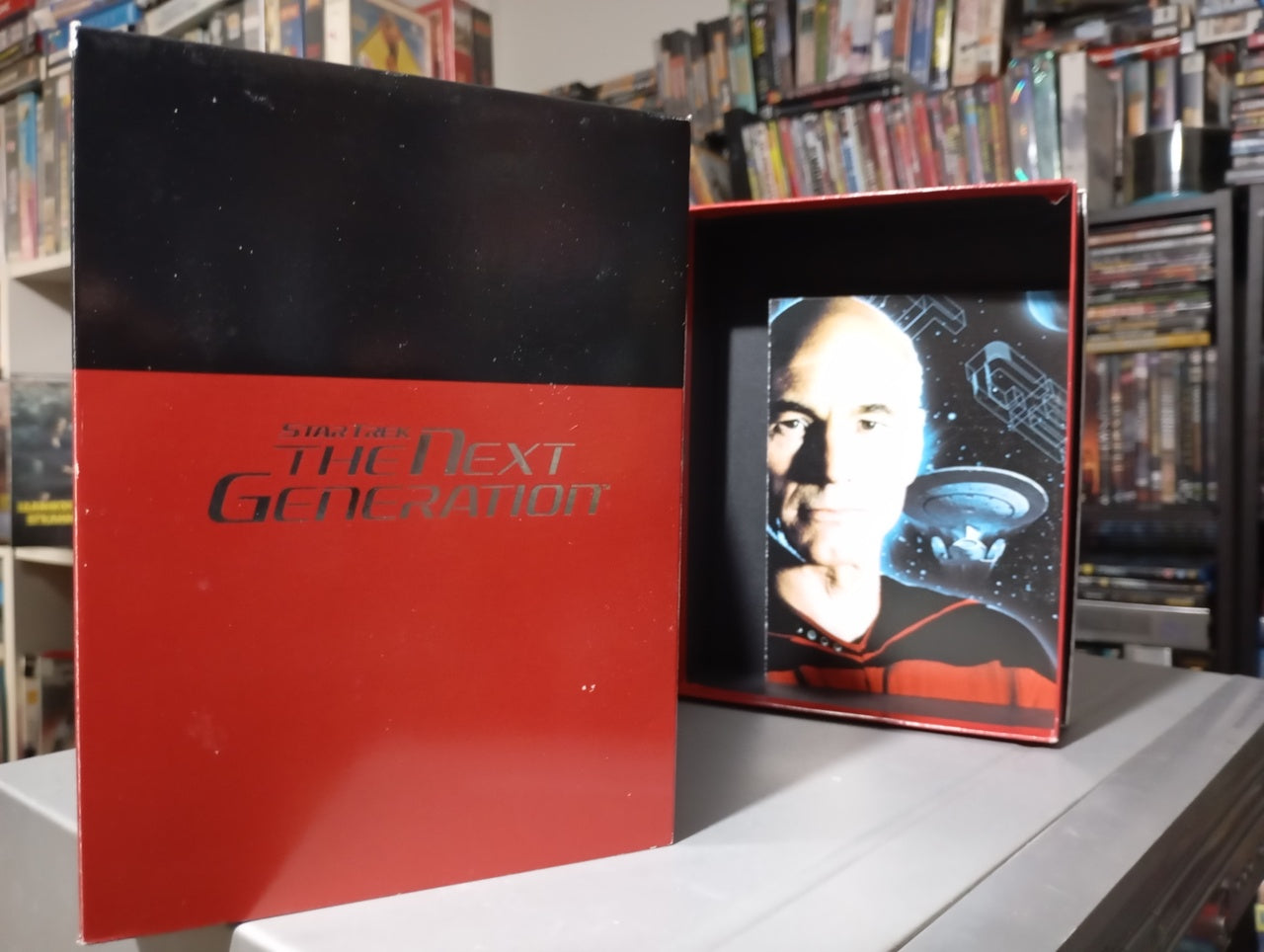 Star Trek The Next Generation complete season 1 SILVER BOX aka Σταρ Τρεκ η επόμενη γενιά Πρώτη περίοδος Ασημένιο μποξ 1987 Τιμή - Price 45 ευρω