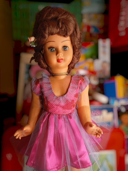 Ιταλική Vintage Κούκλα καναπέ Μαρκησία (1960s–1970s) – 70 εκ.