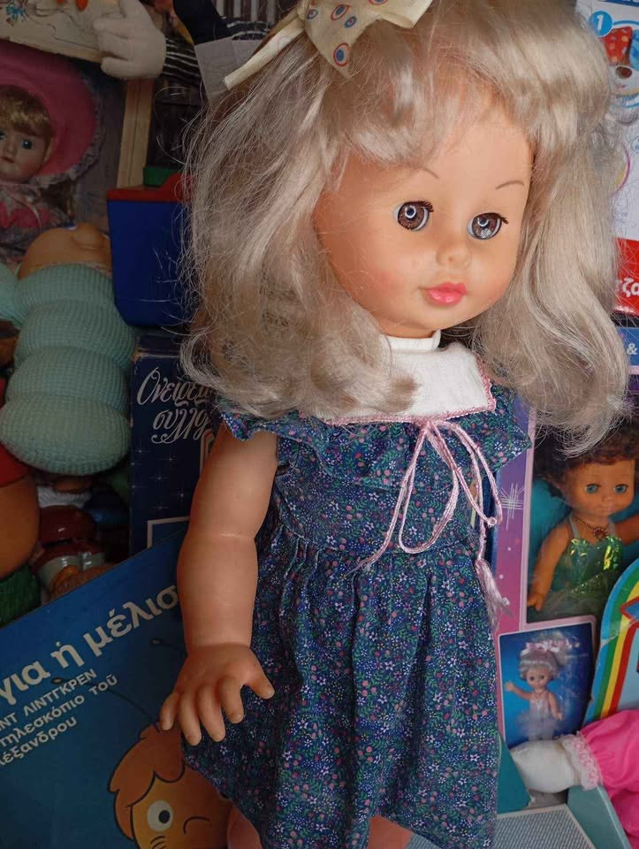 Συλλεκτική Ομιλούσα Κούκλα GABAR Michela Martini – 1970s 📀 Με δισκάκι ήχου – Μιλάει Ελληνικά!