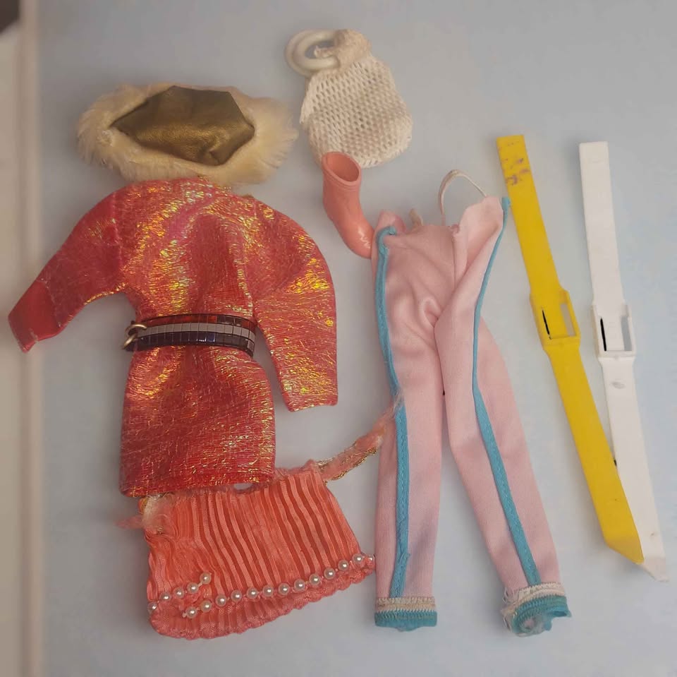 Ρούχα & Αξεσουάρ για Κούκλα Bibibo – Αυθεντικά Vintage!