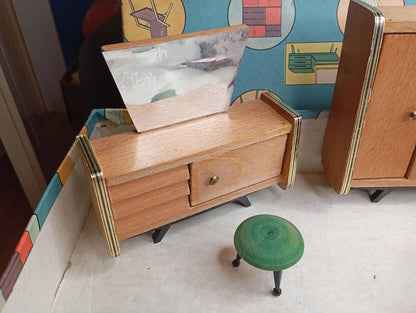 Vintage Ξύλινο Σετ Κρεβατοκάμαρας Κούκλας – 1960s/1970s – Με Κουτί