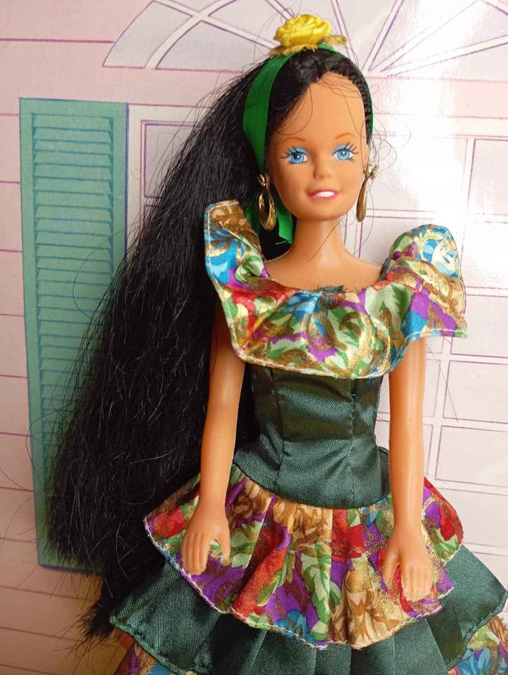 Vintage Κούκλα Τύπου Barbie – Ισπανικό Φόρεμα Φλαμένκο – 1980s/1990s