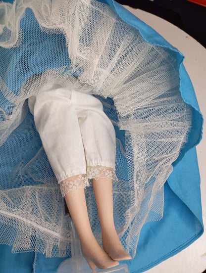 Πορσελάνινη Συλλεκτική Κούκλα Disney – Σταχτοπούτα 40cm (16") – Αριθμημένη ✨