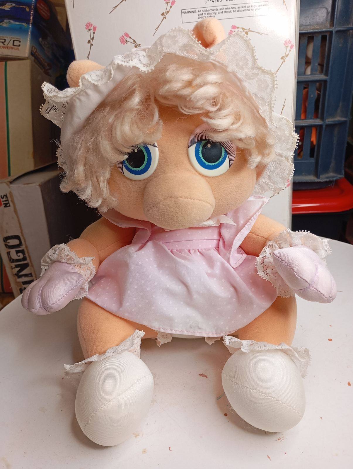 Σετ με 2 συλλεκτικές λούτρινες κούκλες Muppet Babies Miss Piggy