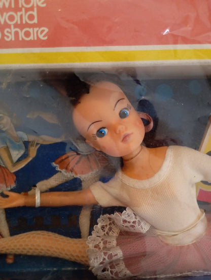 Vintage Active Sindy Ballerina  – Pedigree